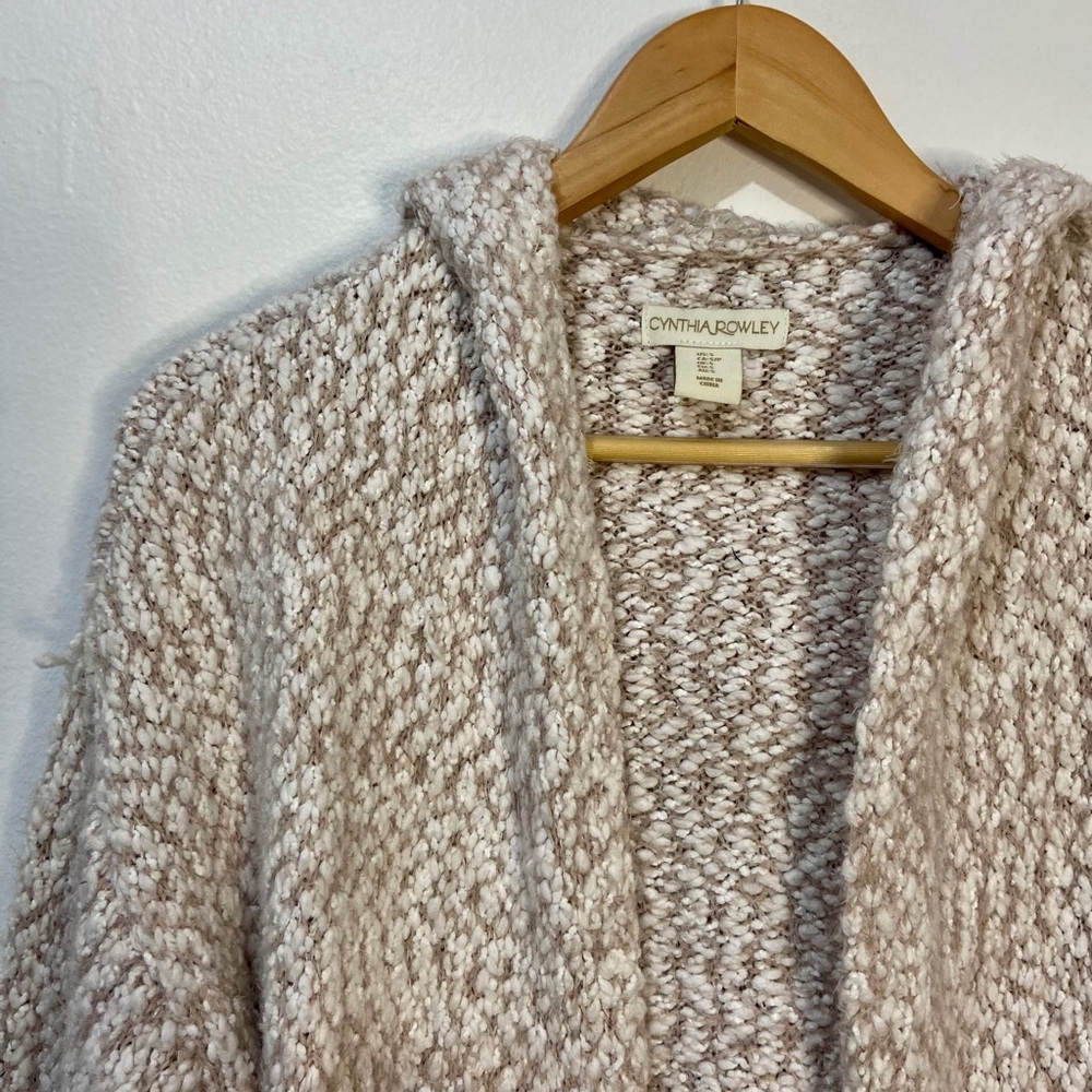Hooded plush oatmeal cardigan